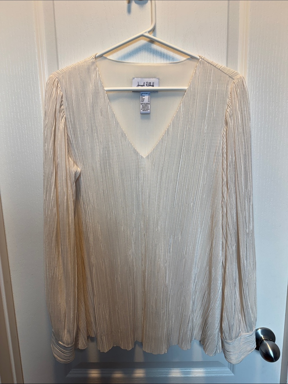Joseph Ribkoff Cream Pleated V-Neck Long Sleeve Blouse